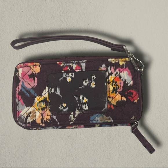VERA BRADLEY INDIANA ROSE RFID SMARTPHONE WRISTLET - Picture 1 of 3